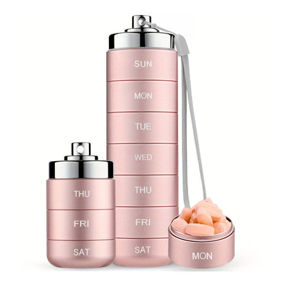 🔥HETE AANBIEDING 50% KORTING✨ Waterdichte, draagbare metalen pillenhouder voor op reis, geschikt voor 7 dagen